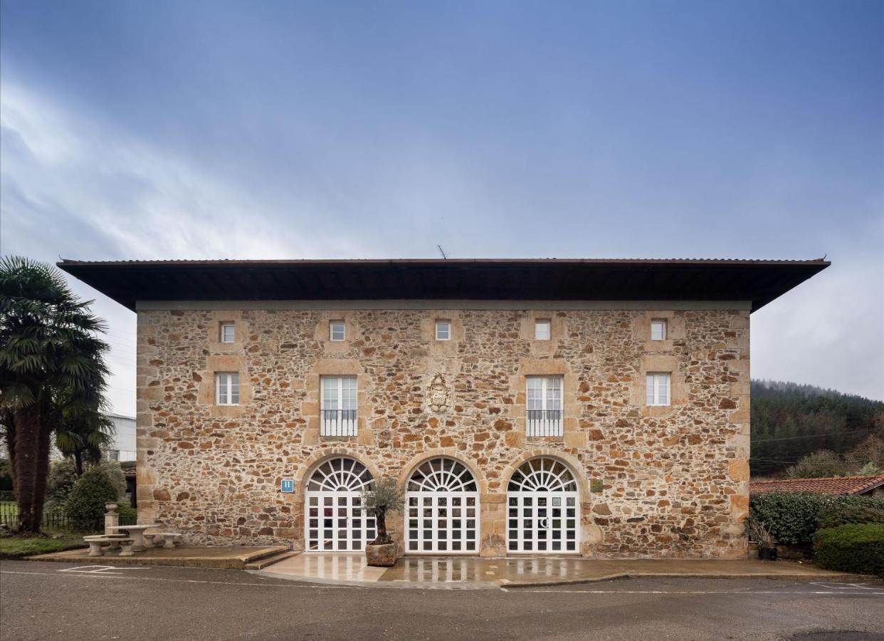 Etxeaundi Hotel Boutique Onate Exterior photo